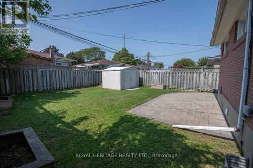 324 Rosedale Drive, Whitby (Downtown Whitby), ON - Outdoor With Backyard