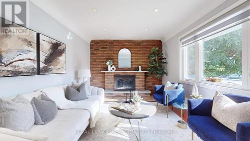 581 Oakwood Avenue, Toronto (Oakwood Village), ON - Indoor Photo Showing Living Room With Fireplace