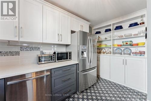 28 Richvale Drive S, Brampton (Heart Lake East), ON - Indoor Photo Showing Kitchen