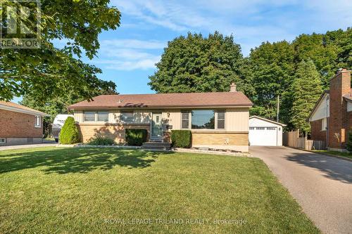 22 Breton Park Crescent, London, ON - Outdoor