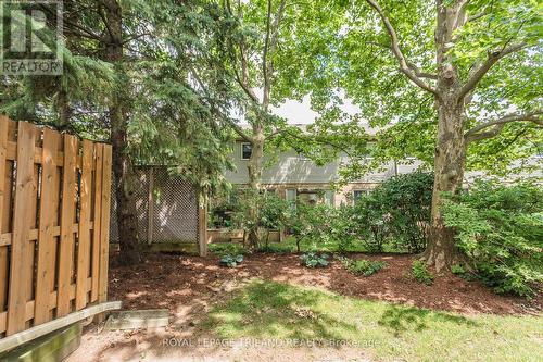 10 - 10 Rossmore Court, London, ON - Outdoor