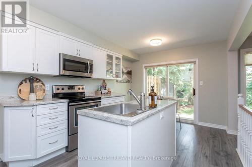 10 - 10 Rossmore Court, London, ON - Indoor Photo Showing Kitchen