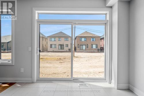 25 Corley Street, Kawartha Lakes (Lindsay), ON - Indoor Photo Showing Other Room