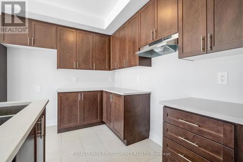 25 Corley Street, Kawartha Lakes (Lindsay), ON - Indoor Photo Showing Kitchen