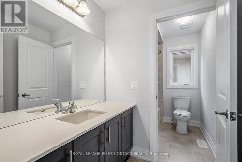 25 Corley Street, Kawartha Lakes (Lindsay), ON - Indoor Photo Showing Bathroom