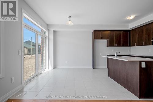 25 Corley Street, Kawartha Lakes, ON - Indoor Photo Showing Kitchen