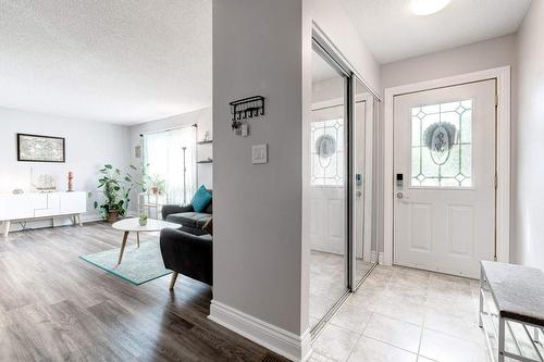 665 Francis Road|Unit #2, Burlington, ON - Indoor