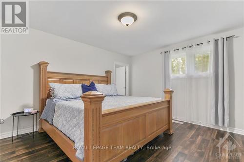 4257 Appleton Side Road, Mississippi Mills, ON - Indoor Photo Showing Bedroom