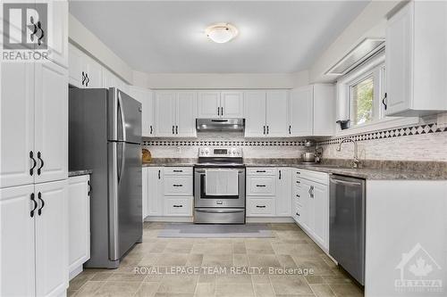 4257 Appleton Side Road, Mississippi Mills, ON - Indoor Photo Showing Kitchen With Upgraded Kitchen