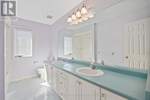 36 Oakdale Road, Vaughan (Maple), ON - Indoor Photo Showing Bathroom