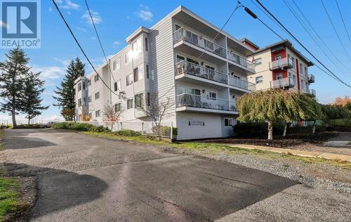 100 501 9Th Ave, Campbell River, BC - Outdoor With Facade