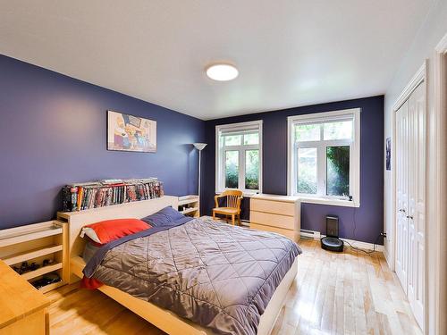 Master bedroom - 2-555 Rue Préfontaine, Montréal (Mercier/Hochelaga-Maisonneuve), QC - Indoor Photo Showing Bedroom