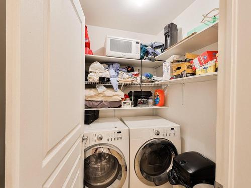 Laundry room - 2-555 Rue Préfontaine, Montréal (Mercier/Hochelaga-Maisonneuve), QC - Indoor Photo Showing Laundry Room