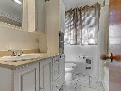 Bathroom - 1610 Rue De Verviers, Laval (Chomedey), QC - Indoor Photo Showing Bathroom