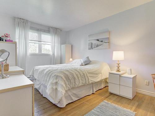 Master bedroom - 1610 Rue De Verviers, Laval (Chomedey), QC - Indoor Photo Showing Bedroom