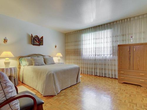 Chambre Ã  coucher principale - 409 Rue St-André, Laval (Pont-Viau), QC - Indoor Photo Showing Bedroom