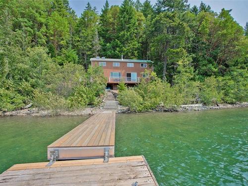 3400 Horne Lake Caves Rd, Qualicum Beach, BC 