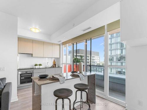 1808-120 Parliament St, Toronto, ON - Indoor Photo Showing Kitchen