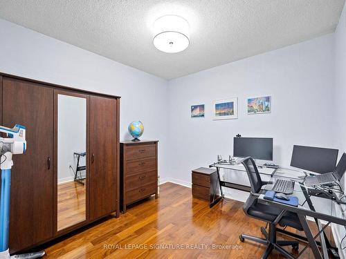 4509-10 Navy Wharf Crt, Toronto, ON - Indoor Photo Showing Office