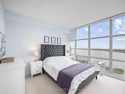 4509-10 Navy Wharf Crt, Toronto, ON - Indoor Photo Showing Bedroom