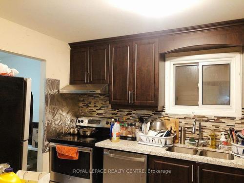 14 Shady Glen Rd, Toronto, ON - Indoor Photo Showing Kitchen With Double Sink