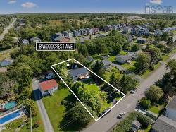 8 Woodcrest Avenue  Halifax, NS B3R 1C1