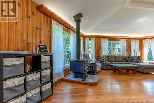 16 Rynlon Crescent, Quispamsis, NB - Indoor Photo Showing Living Room