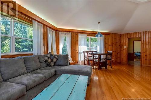 16 Rynlon Crescent, Quispamsis, NB - Indoor Photo Showing Living Room