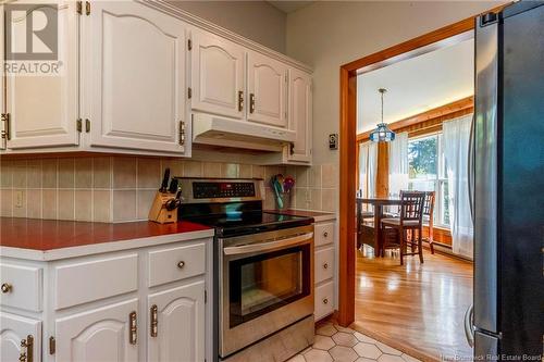 16 Rynlon Crescent, Quispamsis, NB - Indoor Photo Showing Kitchen