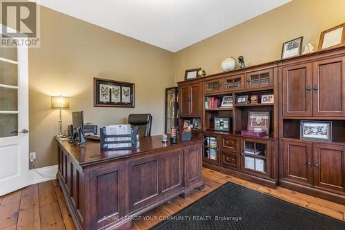 25 Riverstone Court, East Gwillimbury, ON - Indoor Photo Showing Office