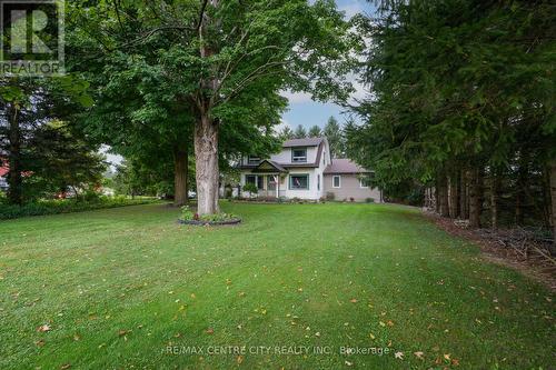 8874 Inadale Drive, Strathroy-Caradoc, ON - Outdoor