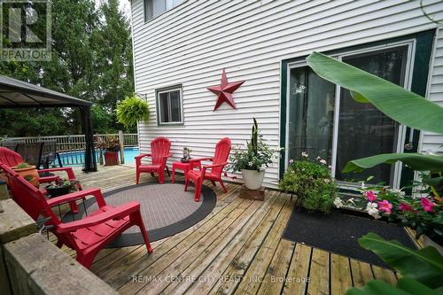 8874 Inadale Drive, Strathroy-Caradoc, ON - Outdoor With Deck Patio Veranda With Exterior