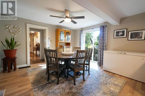 8874 Inadale Drive, Strathroy-Caradoc, ON - Indoor Photo Showing Dining Room