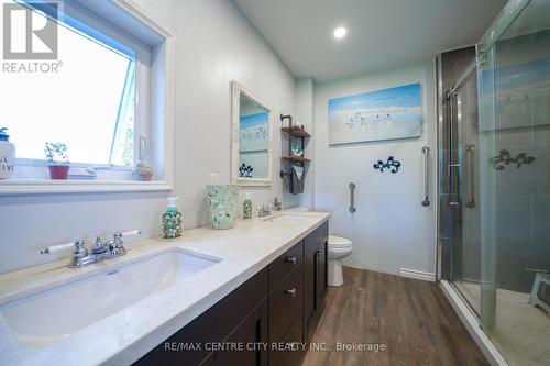 8874 Inadale Drive, Strathroy-Caradoc, ON - Indoor Photo Showing Bathroom