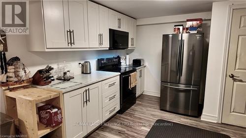 1097 Williamsburg Street, Kincardine, ON - Indoor Photo Showing Kitchen