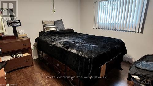 1097 Williamsburg Street, Kincardine, ON - Indoor Photo Showing Bedroom