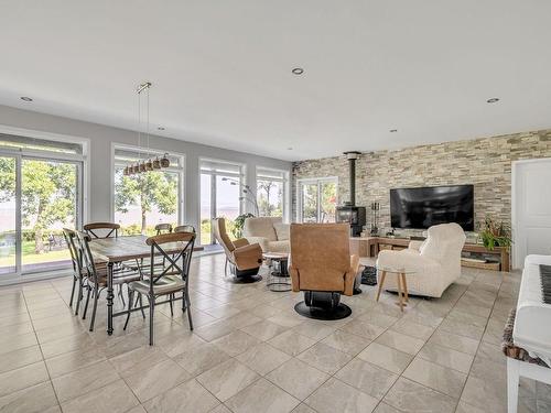 Dining room - 125  - 709A Boul. Taché O., Montmagny, QC - Indoor With Fireplace