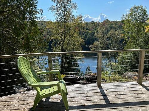 Vue sur l'eau - 1096 Ch. Du Lac-Winnetou, Amherst, QC - Outdoor With View