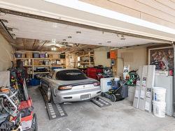 Garage - 