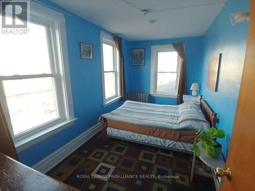 32990 Highway 62, Hastings Highlands, ON - Indoor Photo Showing Bedroom