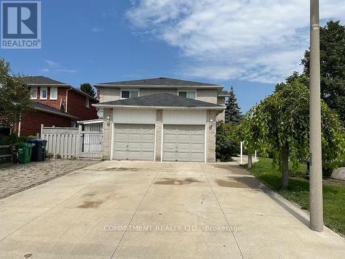 18 Scarlett Drive, Brampton (Fletcher'S Creek South), ON - Outdoor