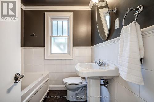 540 Niagara Street, St. Catharines (Bunting/Linwell), ON - Indoor Photo Showing Bathroom