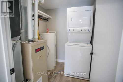 2 - 44 Grey Street, Brantford, ON - Indoor Photo Showing Laundry Room