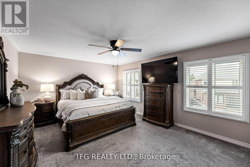 184 Varcoe Road, Clarington (Courtice), ON - Indoor Photo Showing Bedroom