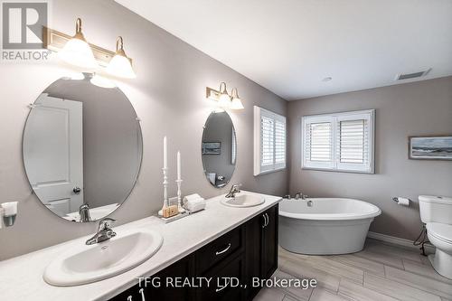 184 Varcoe Road, Clarington (Courtice), ON - Indoor Photo Showing Bathroom