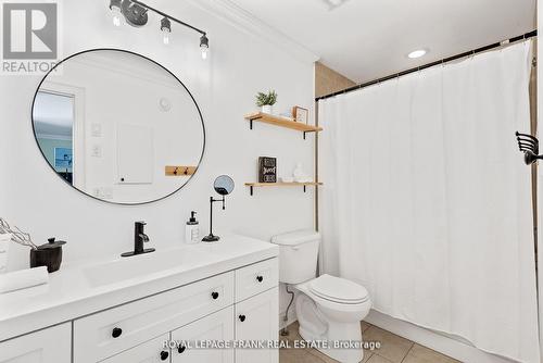 51 Honeyman Drive, Clarington (Bowmanville), ON - Indoor Photo Showing Bathroom