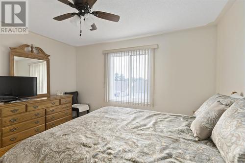 866 Lake St, Sault Ste. Marie, ON - Indoor Photo Showing Bedroom