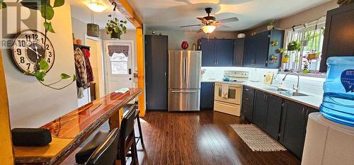 30 Olney Dr, Havilland Bay, ON - Indoor Photo Showing Kitchen