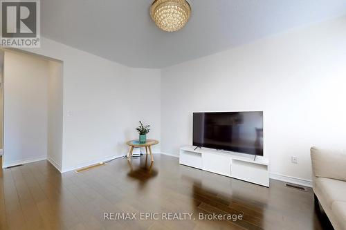 72 Brock Avenue, Markham, ON - Indoor Photo Showing Living Room