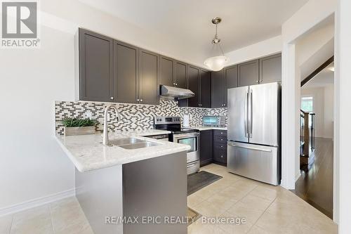 72 Brock Avenue, Markham, ON - Indoor Photo Showing Kitchen With Stainless Steel Kitchen With Double Sink With Upgraded Kitchen